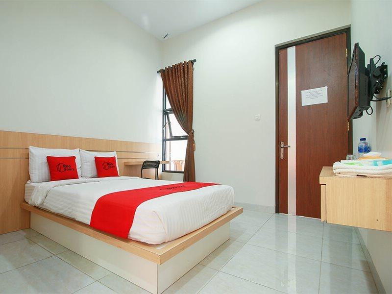 Reddoorz Syariah Near Universitas Jenderal Soedirman Purwokerto Eksteriør bilde