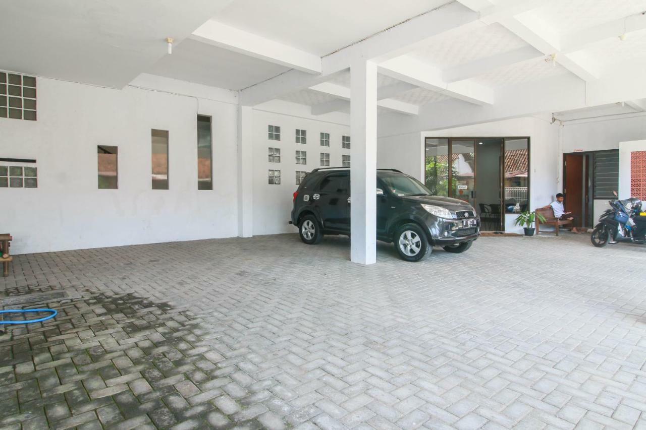 Reddoorz Syariah Near Universitas Jenderal Soedirman Purwokerto Eksteriør bilde